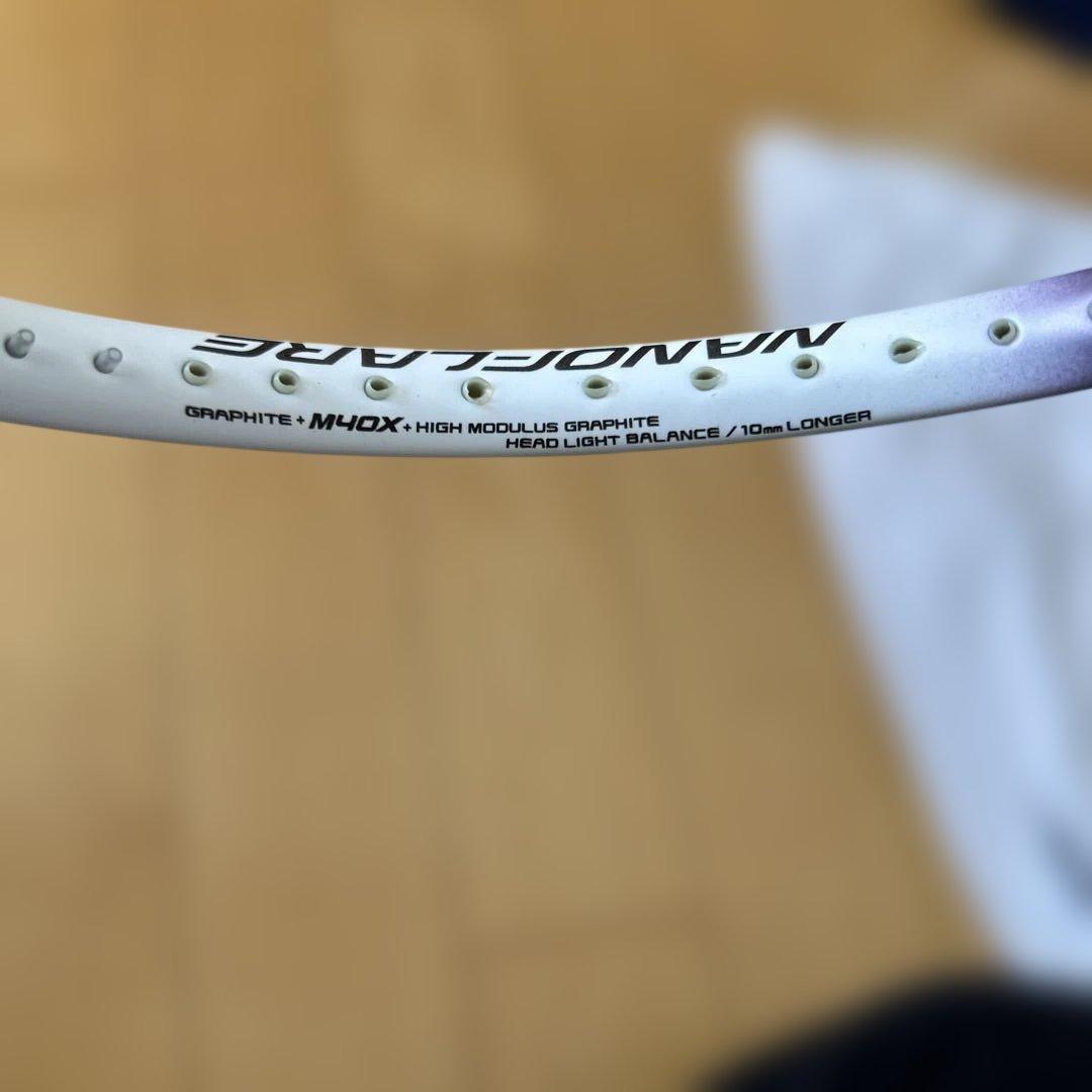 YONEX Nanoflare 200 バドミントンラケット