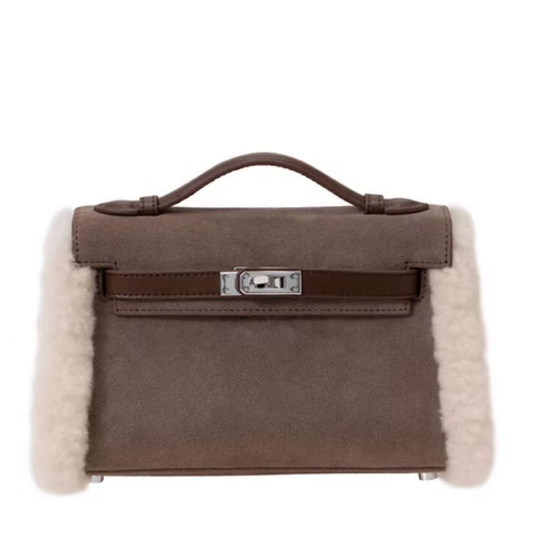 UGG スエードショルダーバッグ