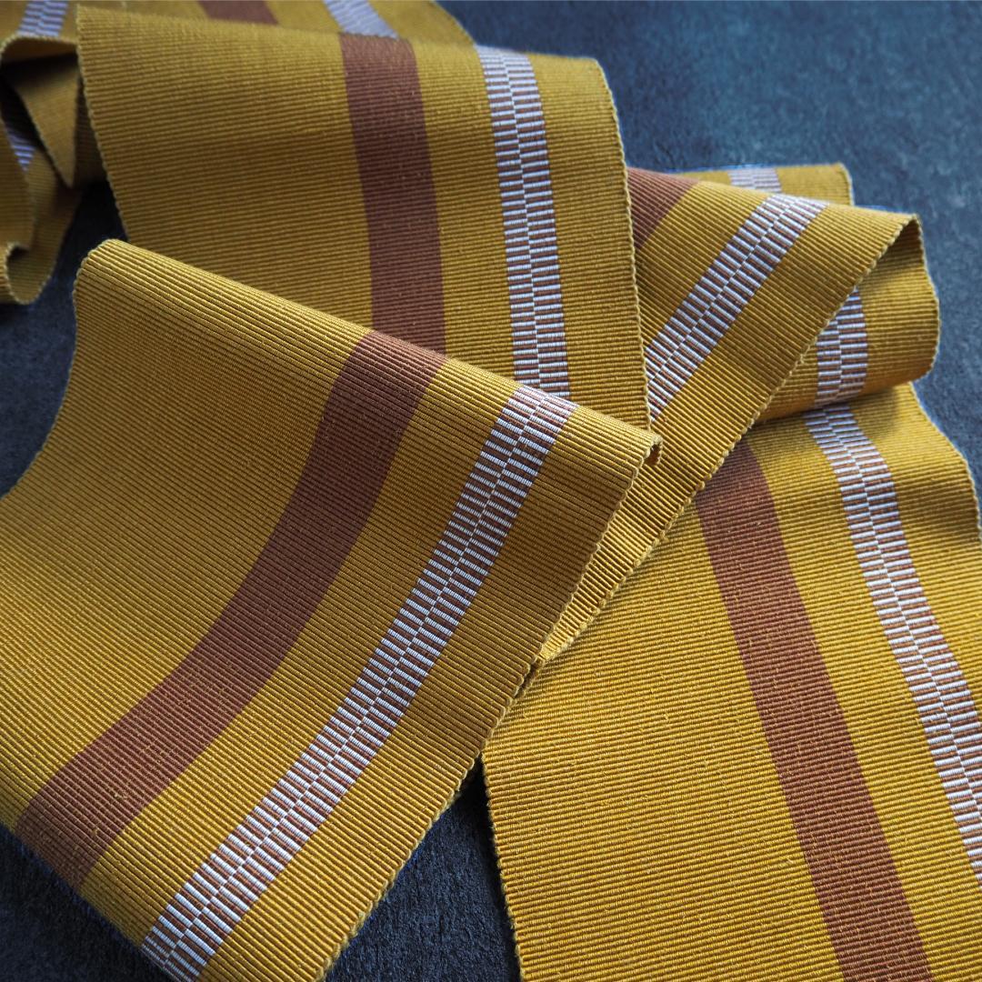 【特別最終SALE 】本場黄八丈 正絹 半幅帯♪ 草木染め 縞 黄金色 茶色 縞