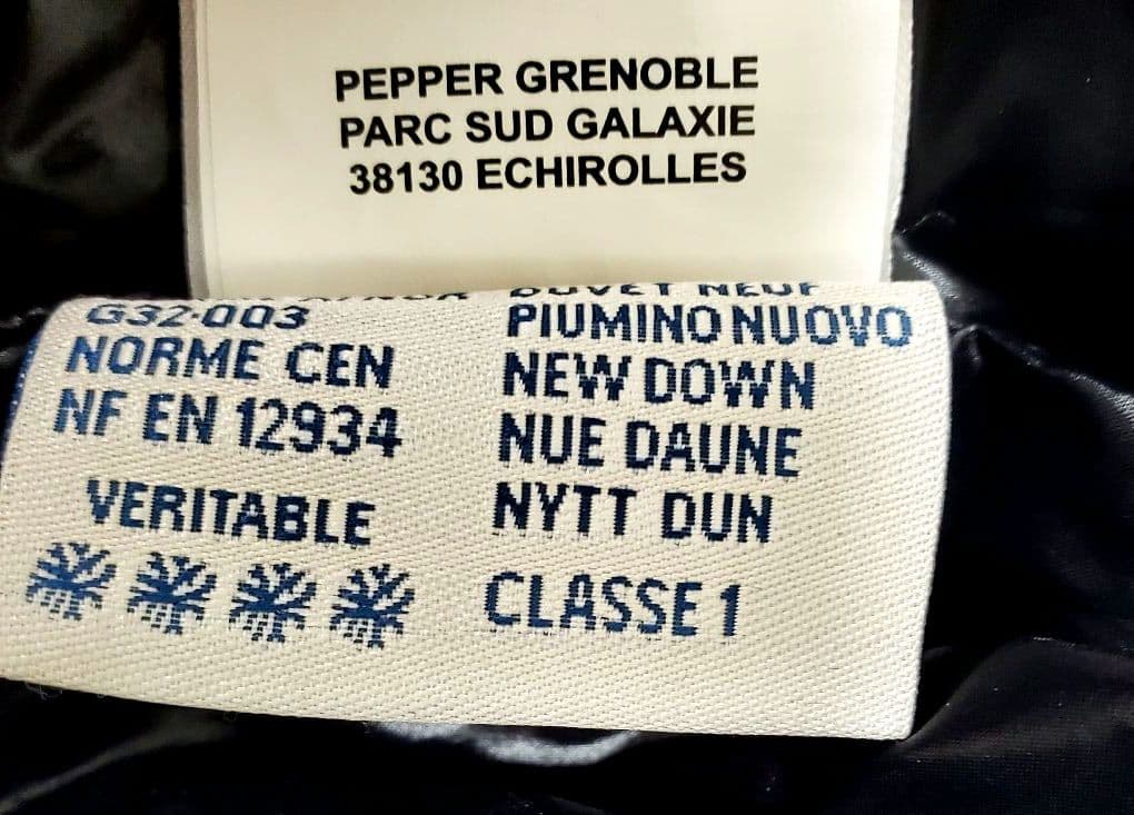 代理店タグ美品！胸元ぱっちりワッペンMONCLER ダウン ベスト モンクレール