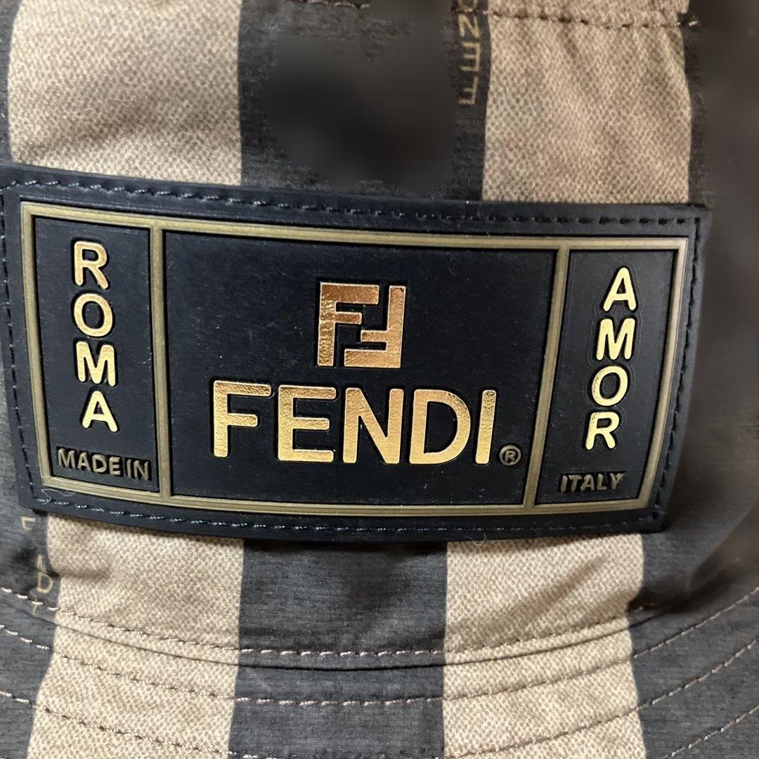 FENDI ストライプ バケットハット