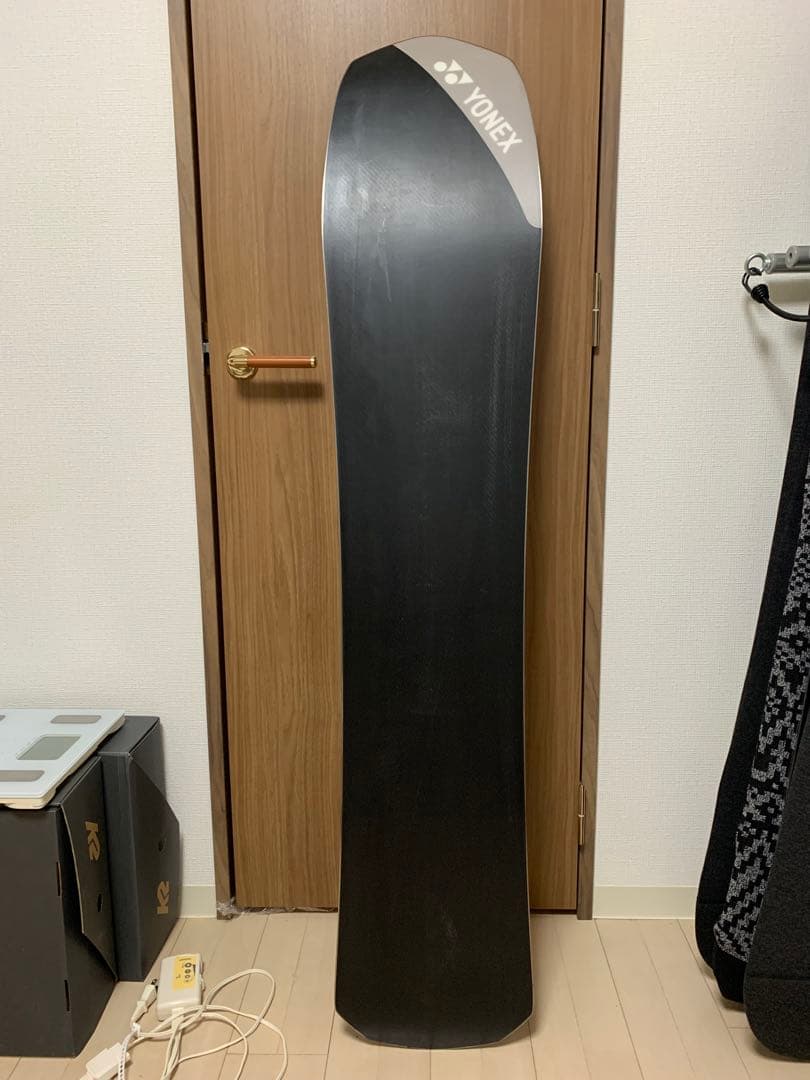 YONEX ReUF 145 パウダー　カービング