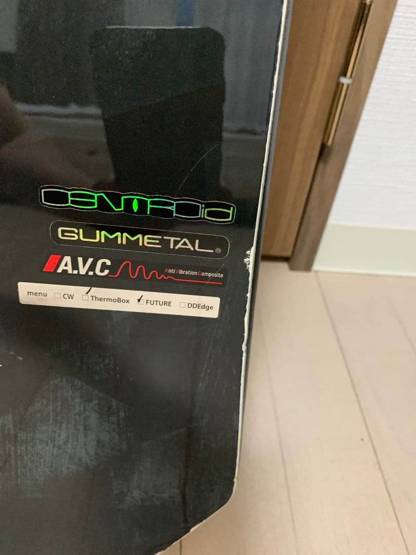 YONEX ReUF 145 パウダー　カービング