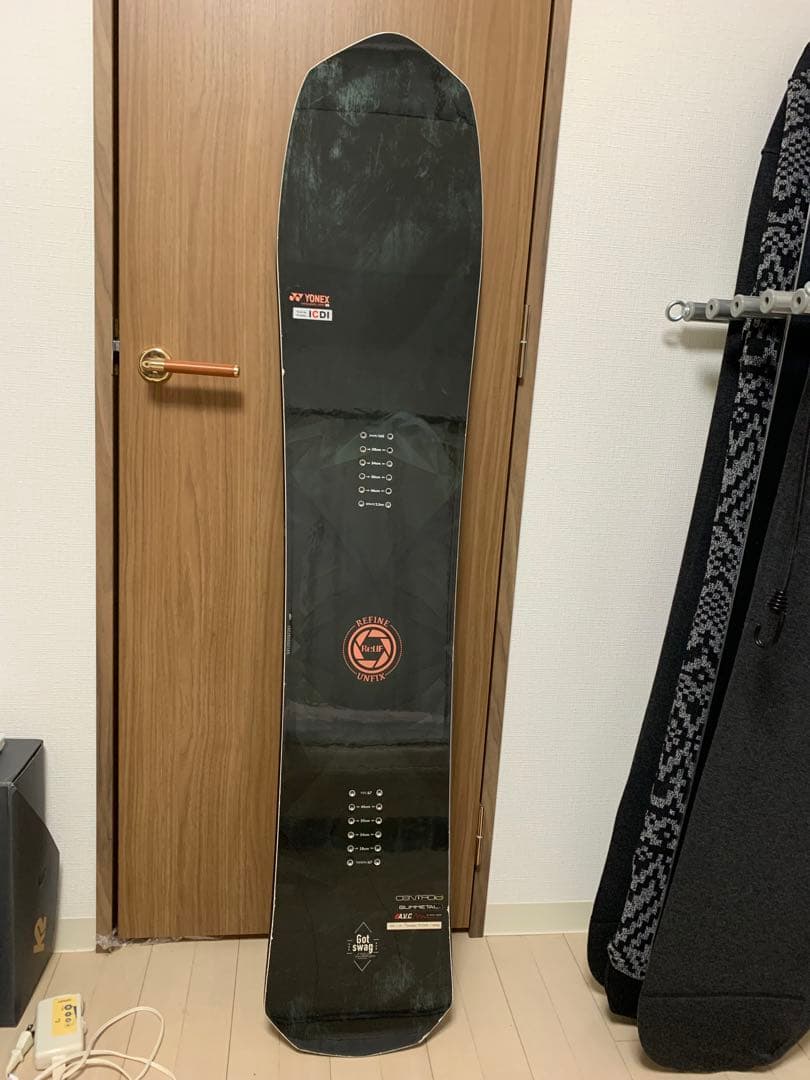 YONEX ReUF 145 パウダー　カービング