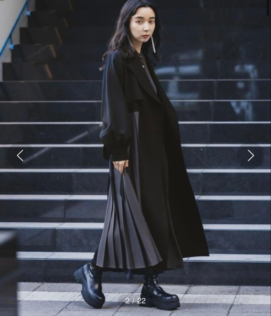 HARE バイカラープリーツコート　黒　美品