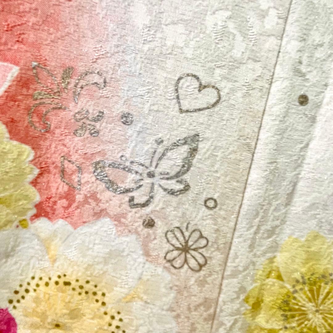 ［振袖］正絹　やわらかい白　生成り　桜　牡丹　蝶　箔　成人式