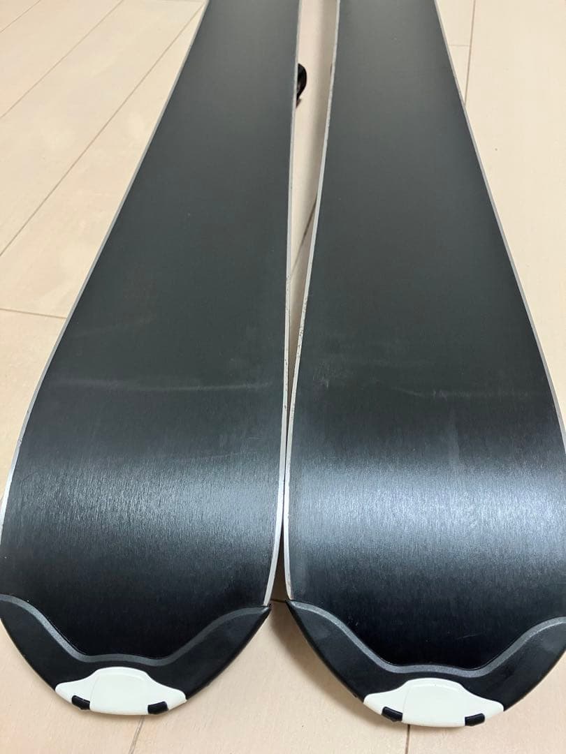 Salomon SHORT MAX 125 サロモン　ショートマックス　ミッド