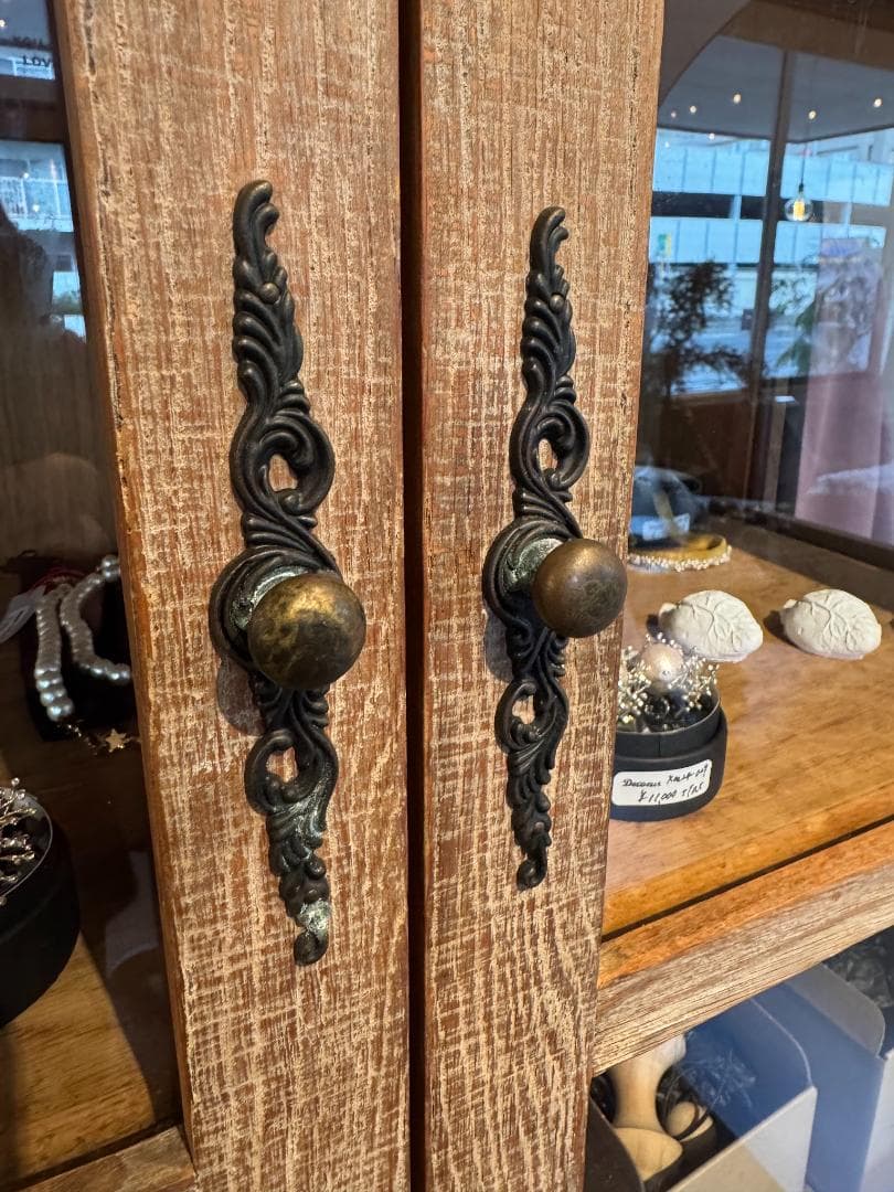 ◆S.◆ガラスキャビネット アンティーク仕上げ ショーケース 食器棚