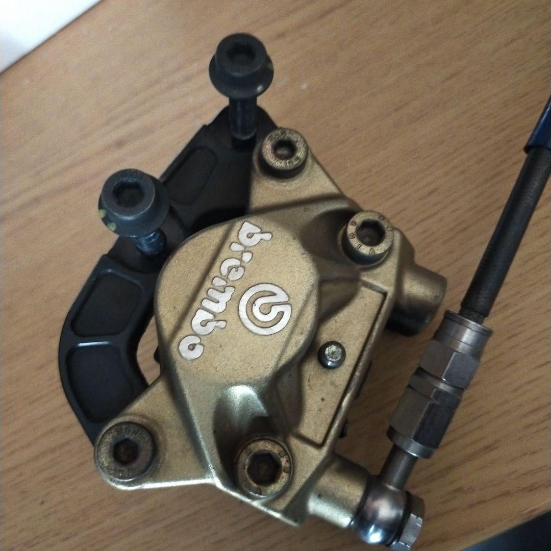 ブレンボカニキャリパー アドレスv125 ワンツー スクーター系