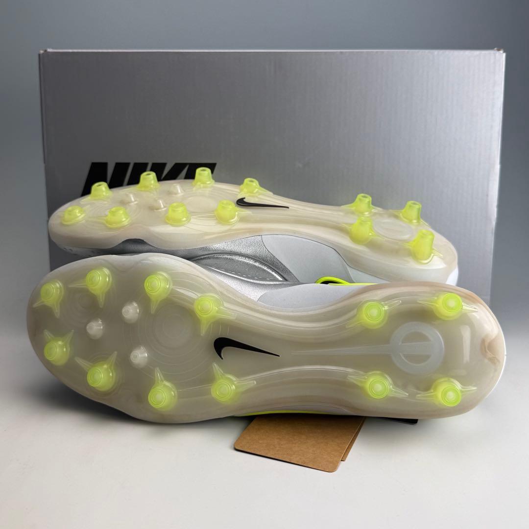 25.5cm ナイキ ティエンポ レジェンド10 エリート AG-PROシルバー