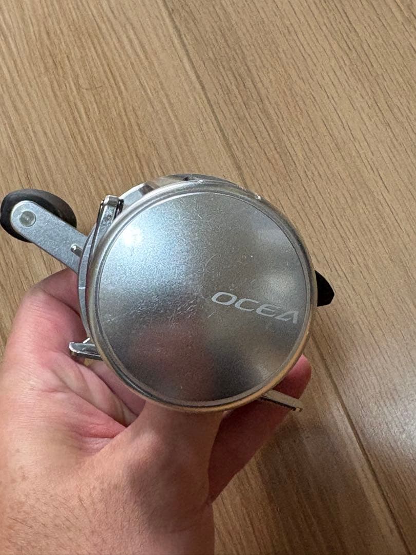 11オシアカルカッタ200HG シマノ　シーバス　タイラバ　ベイトリール　箱付き