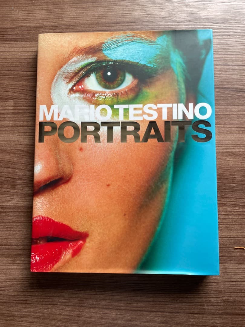 mario testino 写真集