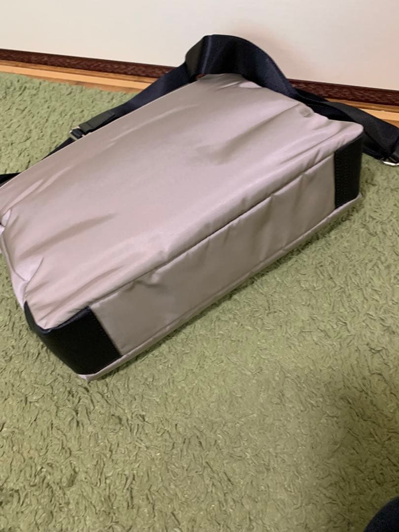 新品 28600円 カルバンクライン ショルダーバッグ CKカルバン・クライン