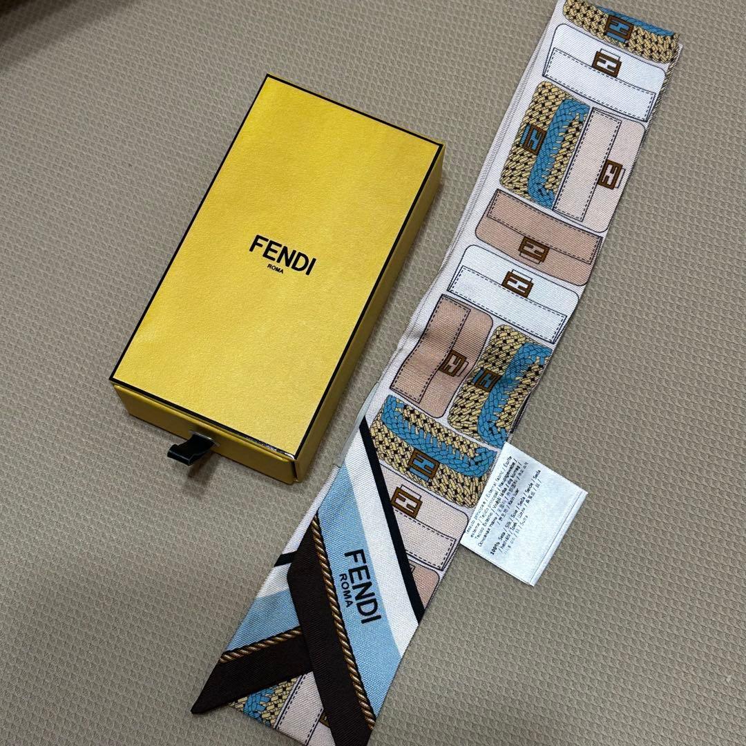 c*s様 新品未使用★FENDI スカーフ