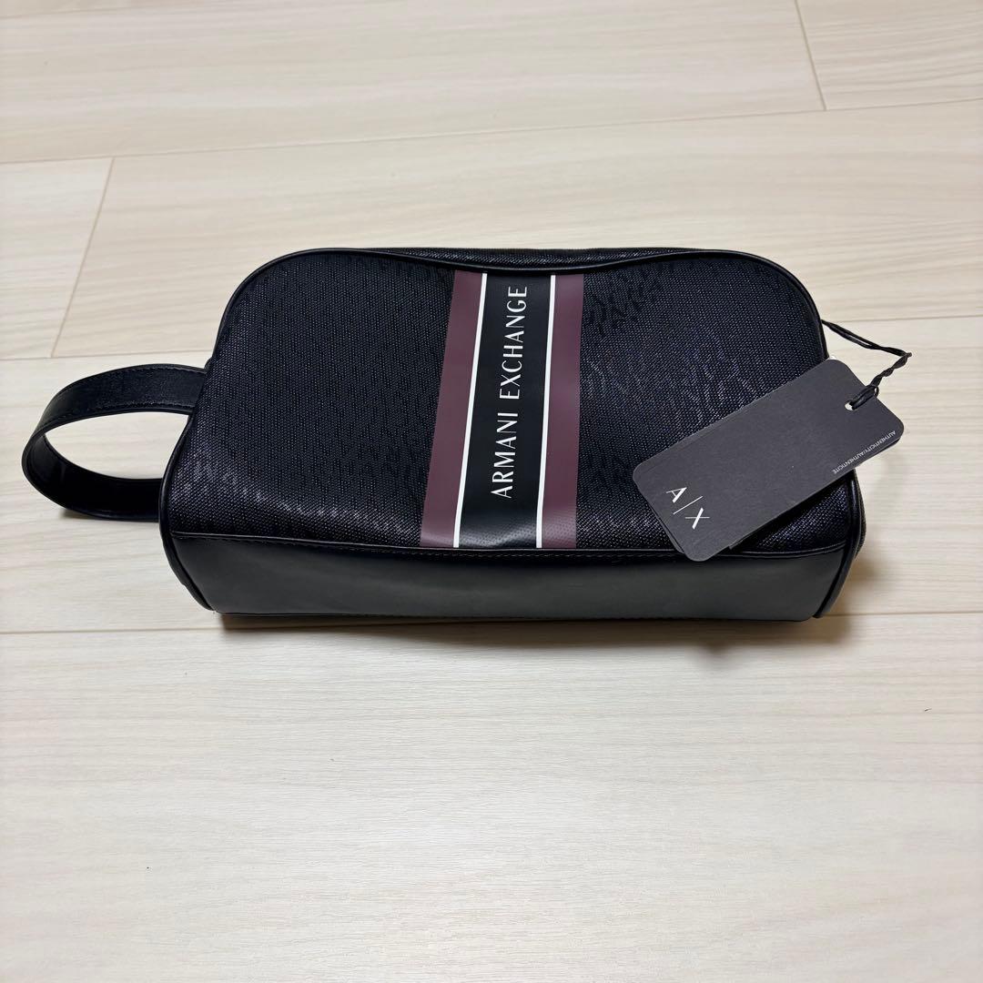 アルマーニ　エクスチェンジ　トラベルポーチ　クラッチバッグ