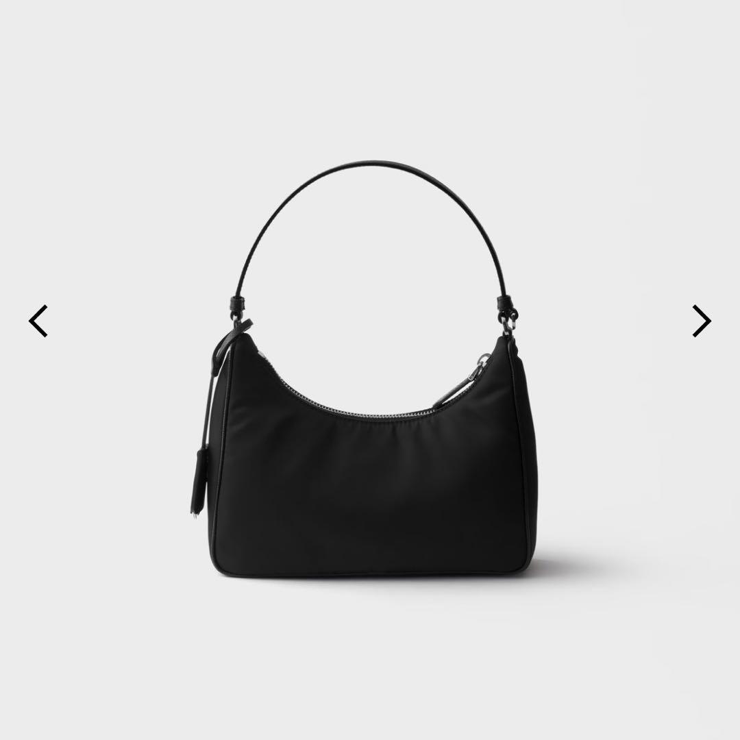 最終値下げ新品同様プラダ Re-Edition 2005 Re-Nylon 黒