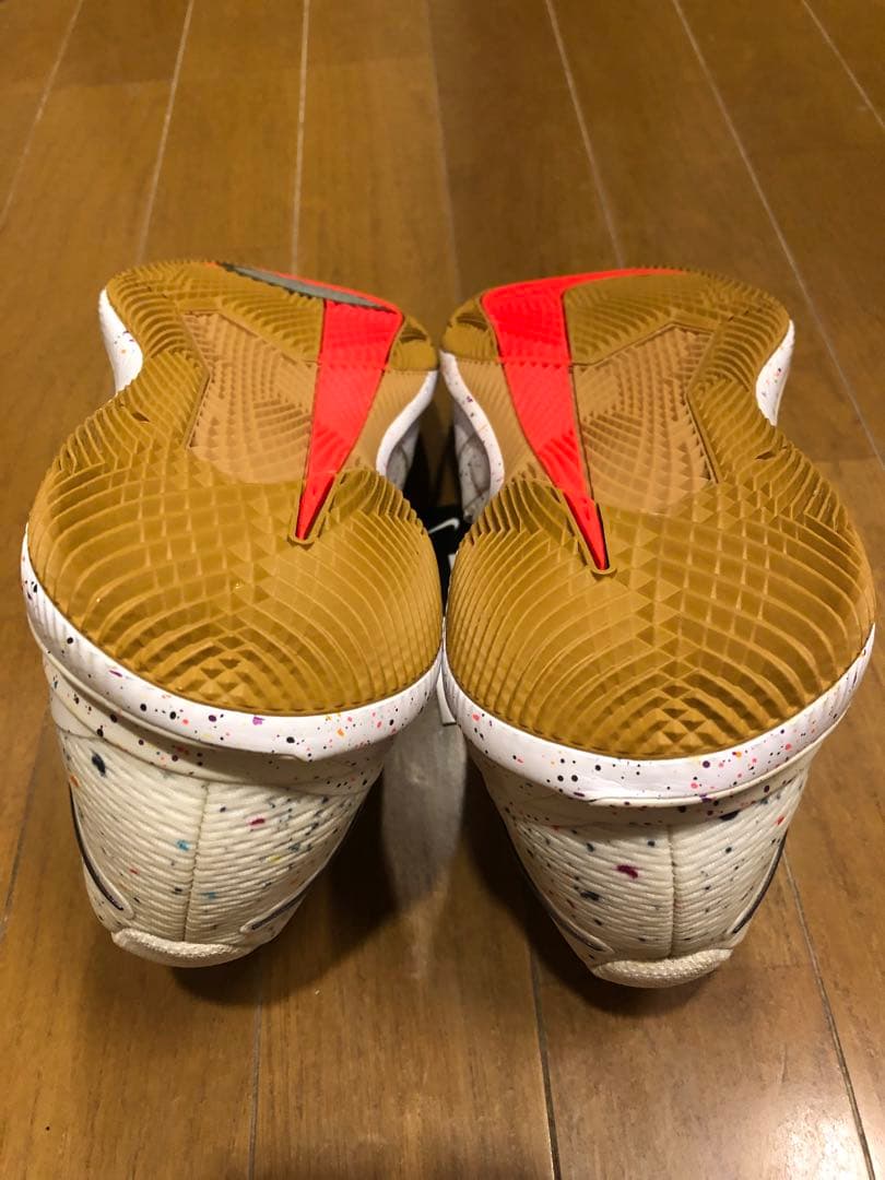 NIKE　テニスシューズ　エアズーム　ヴェイパーAA8030-108 メンズ