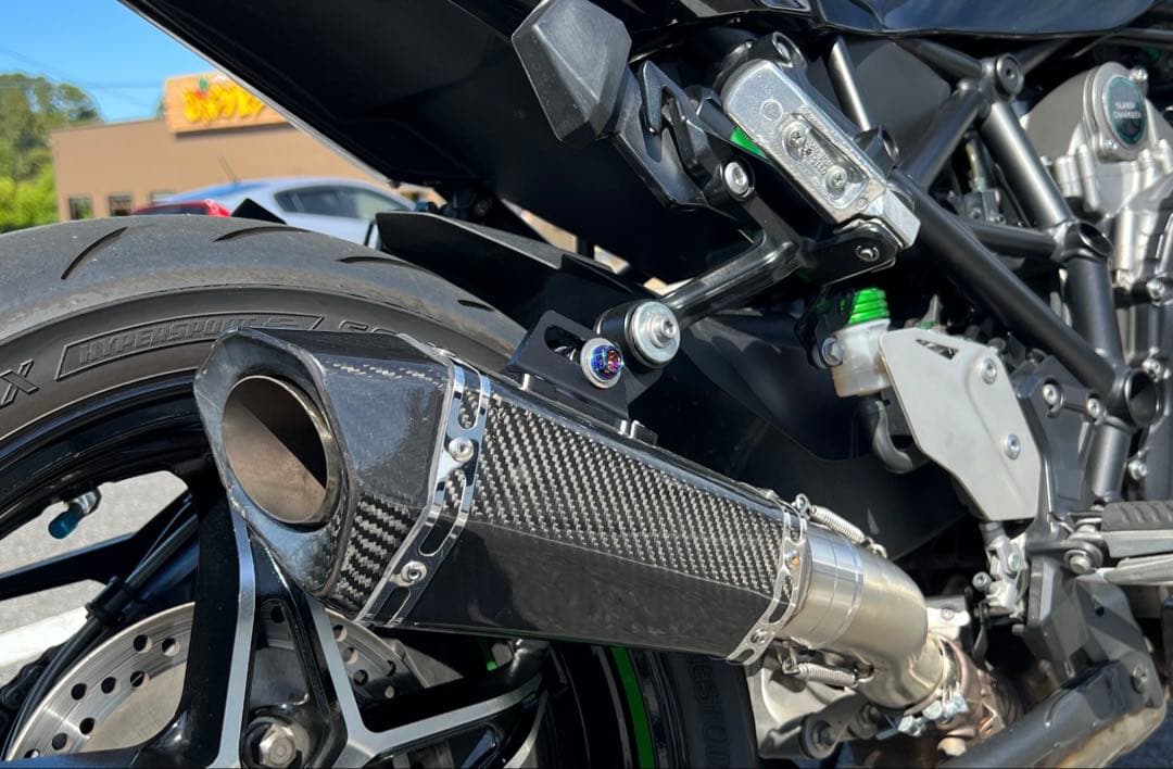 m*o様 ほぼ新品　60.5サイレンサー　ヘキサゴンマフラー　50.8変換アダプ