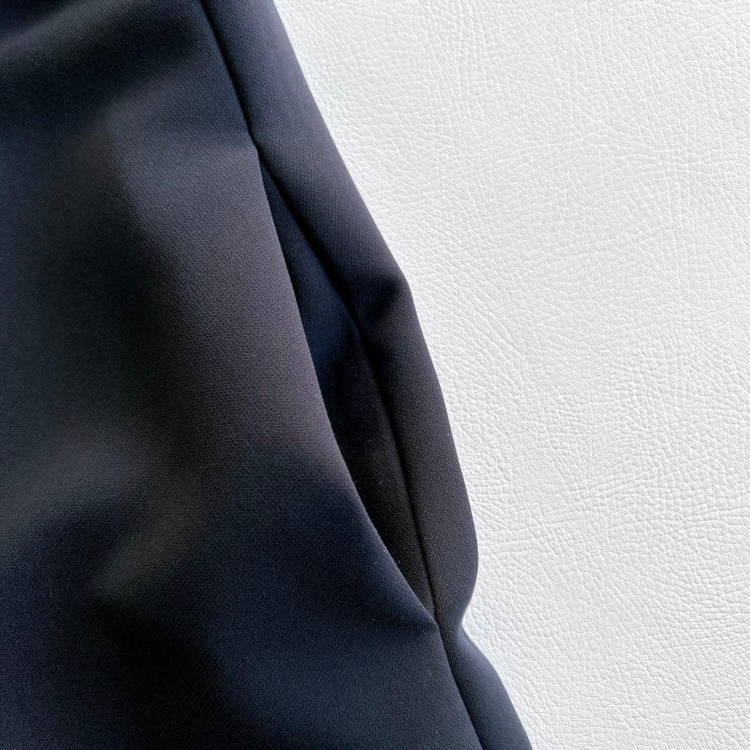 美品☆OUR 〔新型〕綺麗なシルエットのワンピース　ダークネイビー