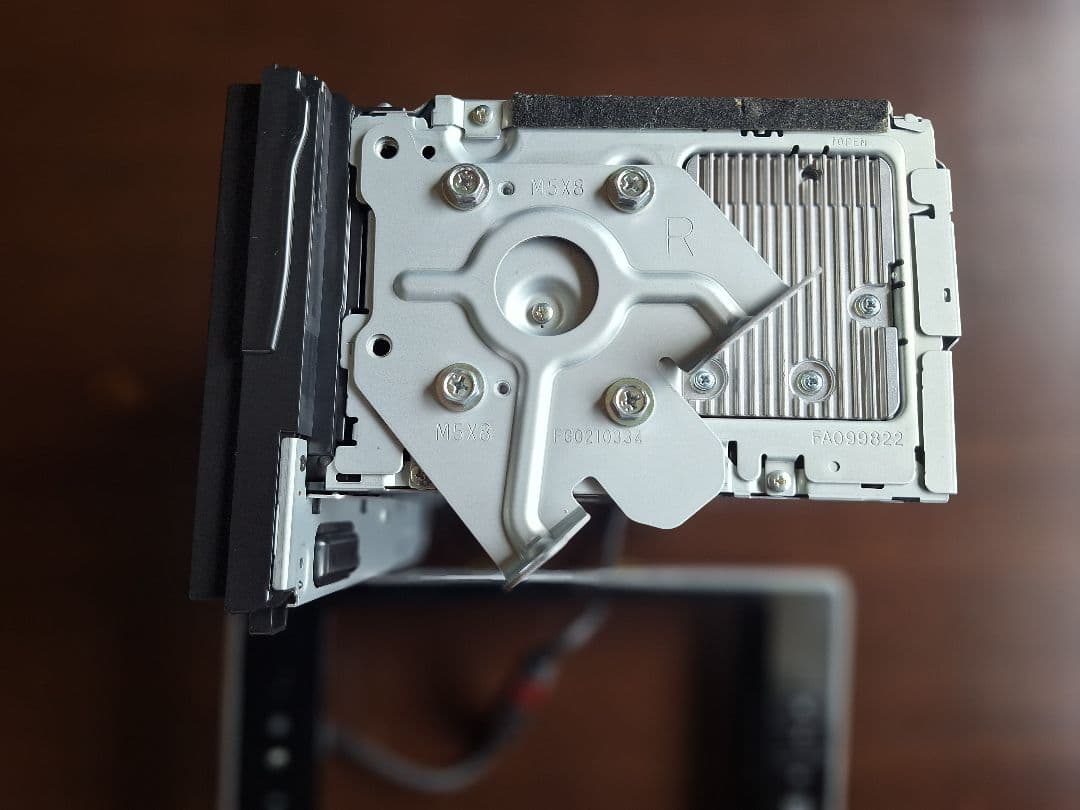 ダイハツキャスト8インチ純正ナビ08545-k2007　(NSZN-W65DB)