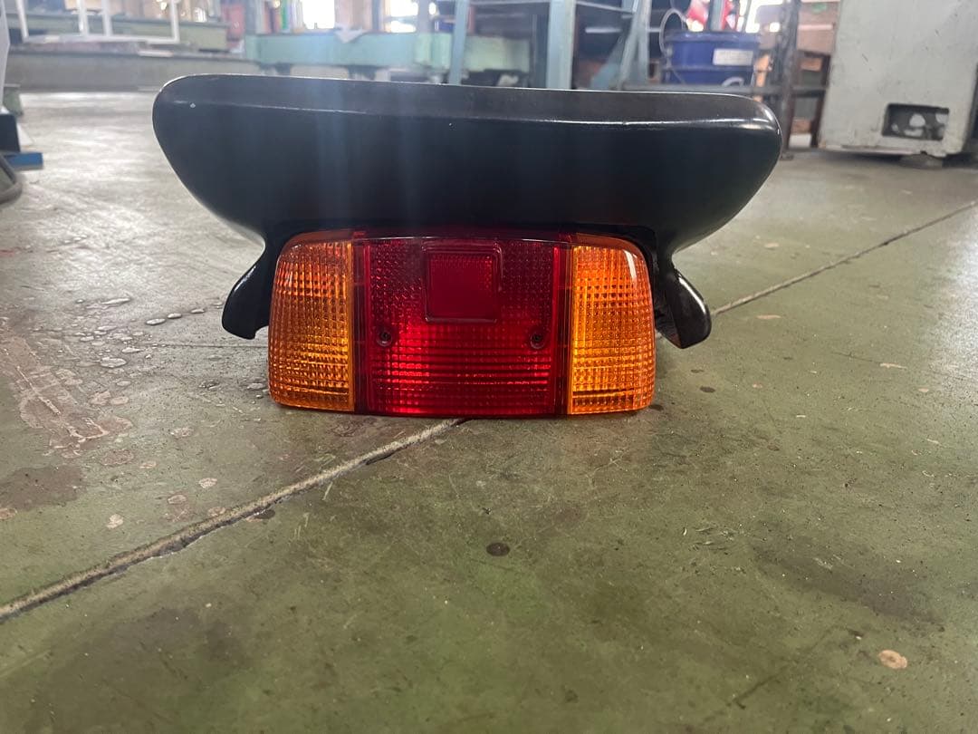 ゼファー400用　CBX変換テール　ランプ付き