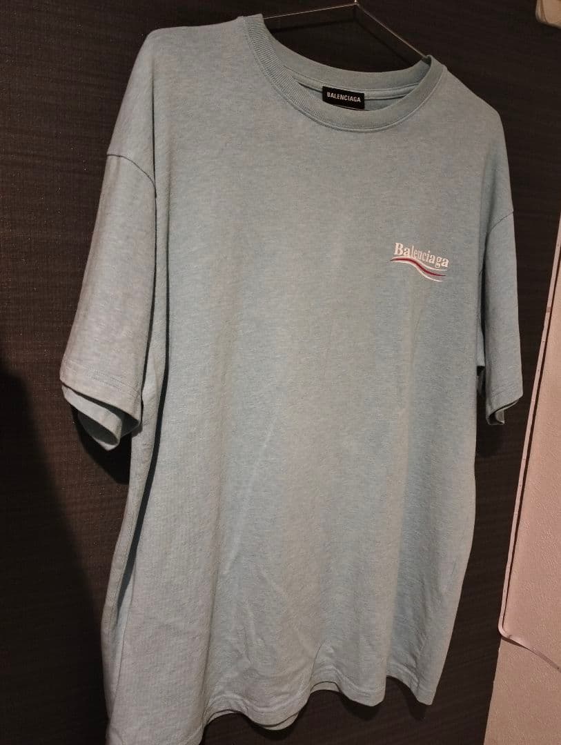 Balenciaga Tシャツ