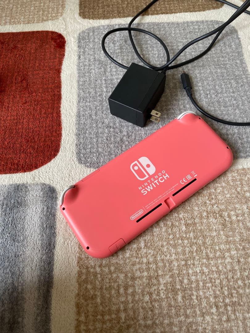 Nintendo Switch Lite ピンク 本体とACアダプター