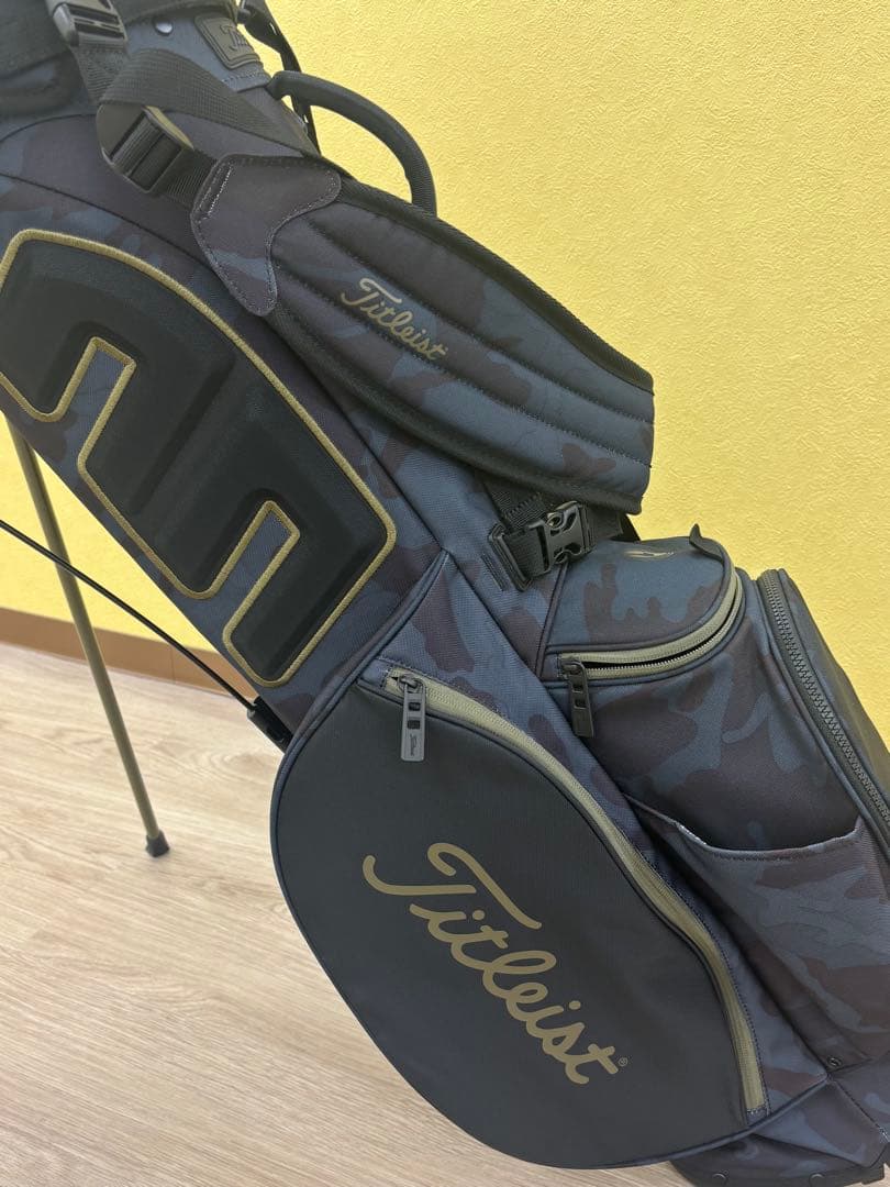 【美品】Titleist ブラックカモ プレーヤーズ4スタンドバッグ