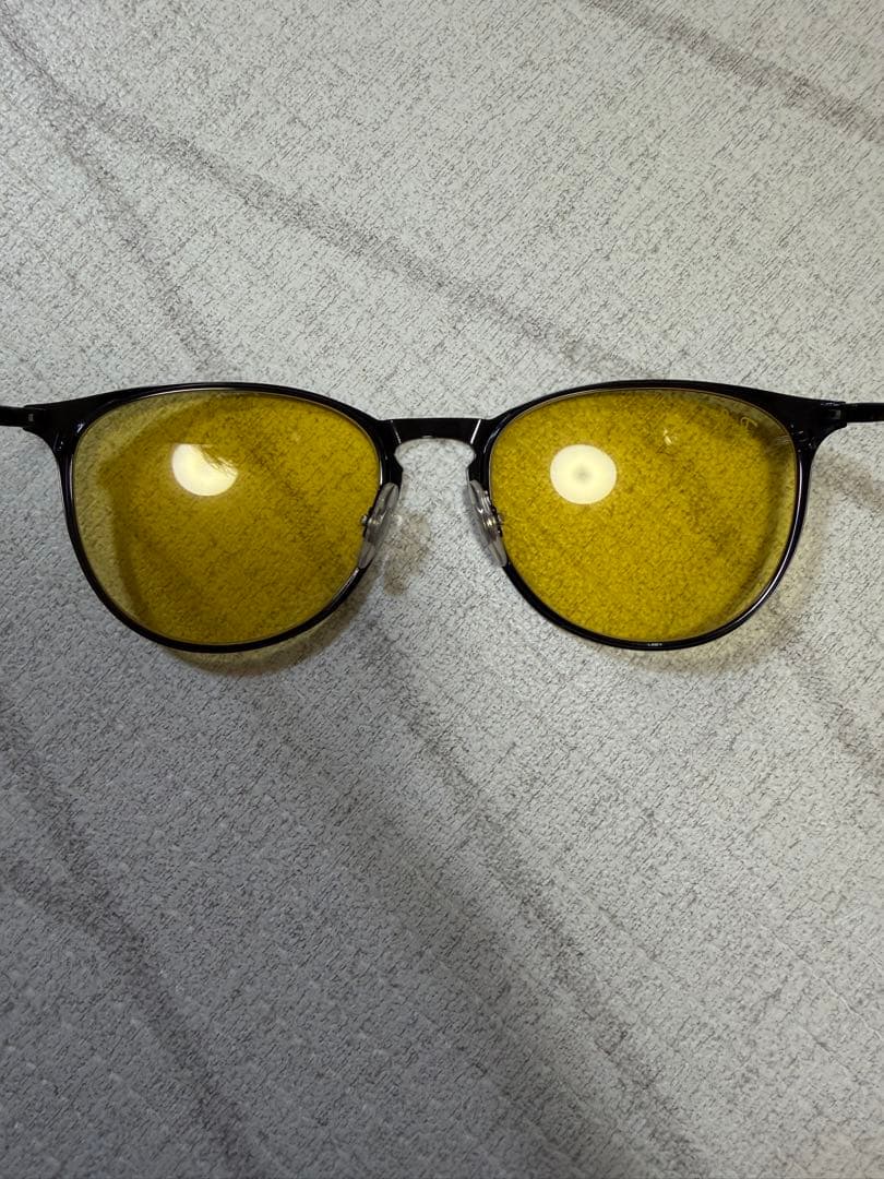 Rayban erika RB3539 002/Q1 調光 イエロー