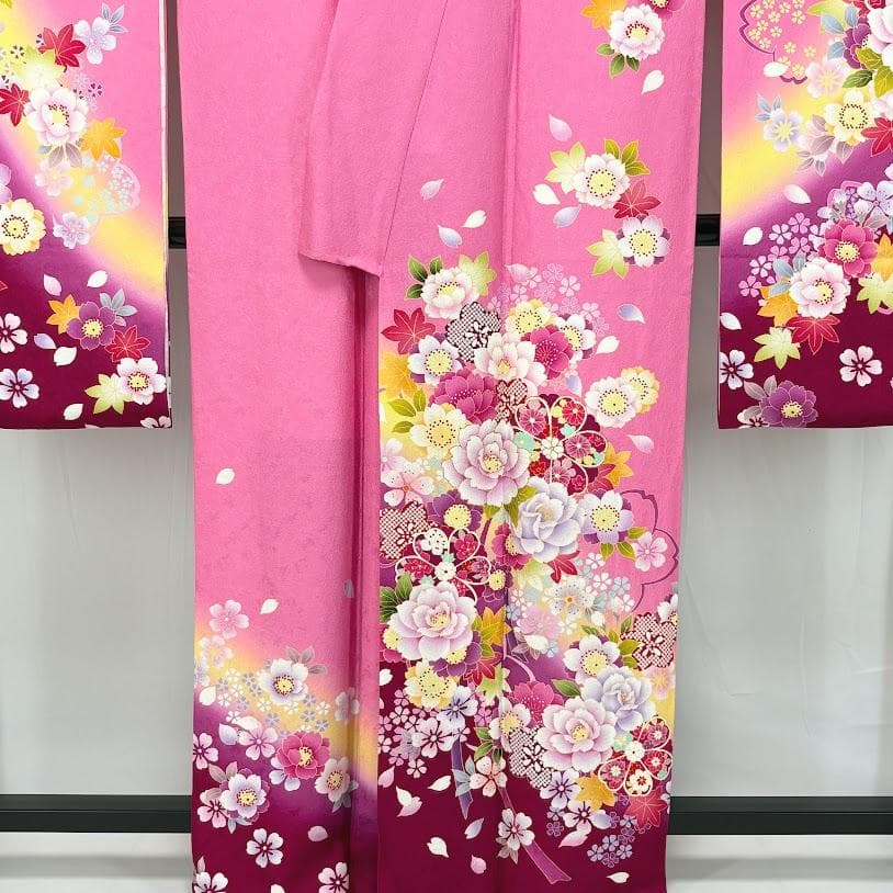 ゆりのはな　本振袖　京友禅ボカシ染め　花柄　ピンク/赤紫色系　正絹　J205