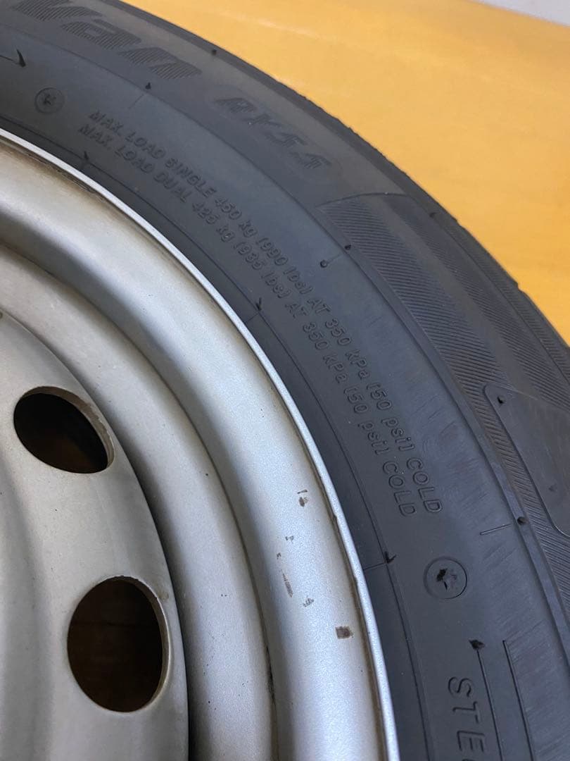 軽トラ　軽バン　ハイゼットカーゴ　純正タイヤ(4本セット)