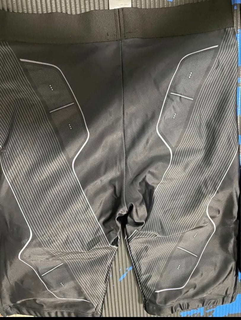 シックスパッド パワースーツ コアベルトM ヒップ&レッグL セット　美品