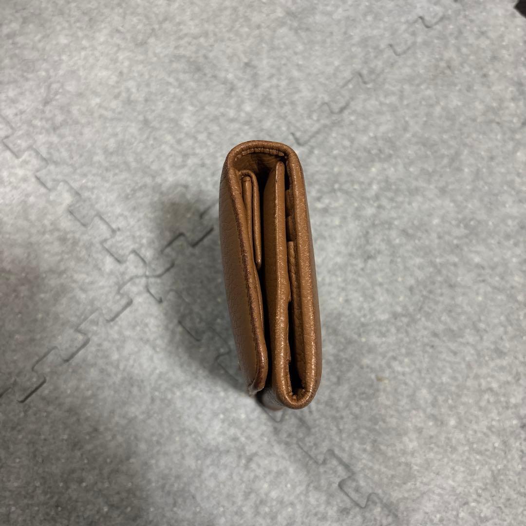 PRADA 茶色　財布　ゴールド　三つ折り