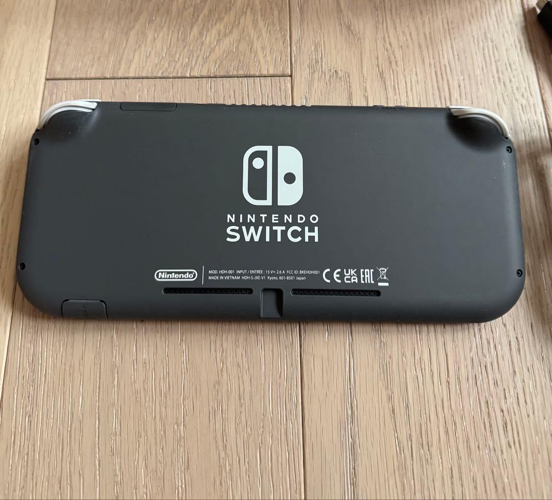 Switch Lite 任天堂　スイッチ　ライト　ニンテンドー