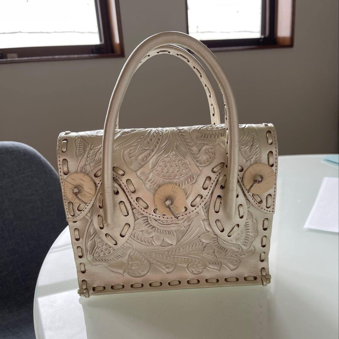 り*あ様 カービングトライブス ミニマエストラ