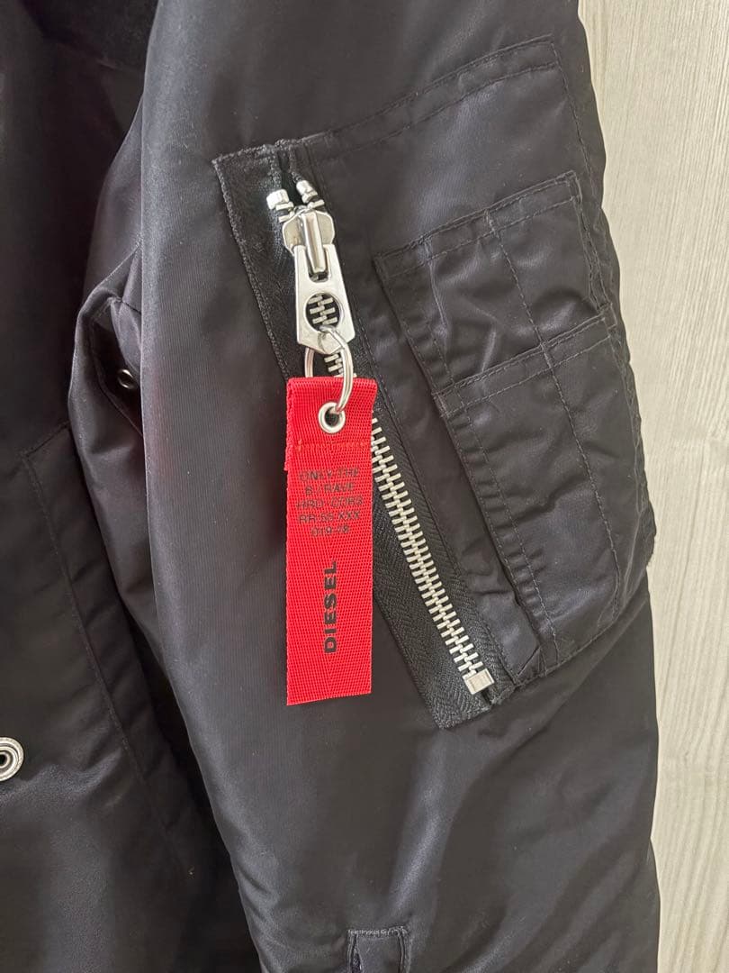 MA-1 ブラックジャケット レッド内側