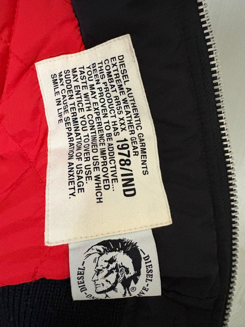 MA-1 ブラックジャケット レッド内側