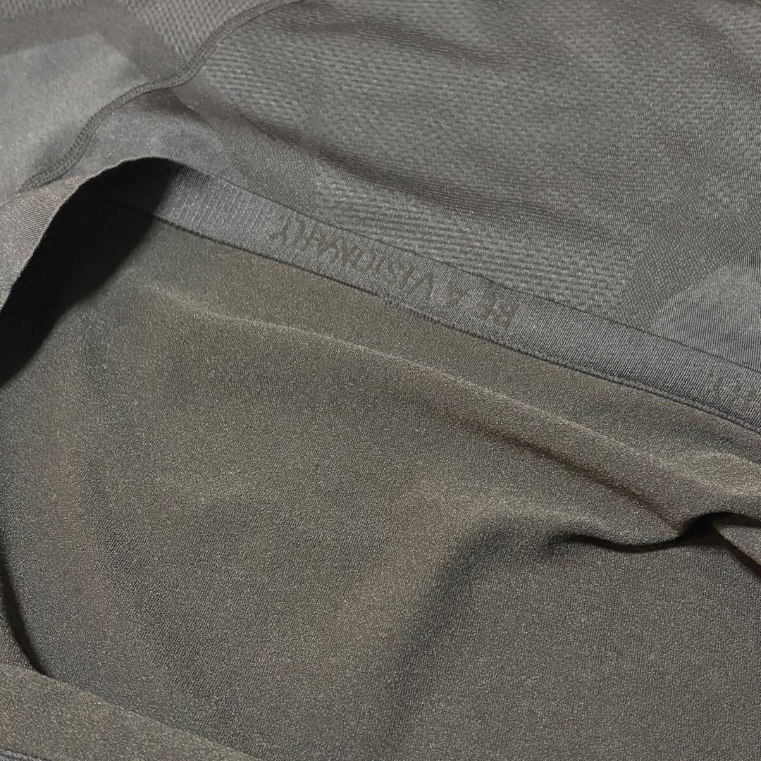 トップス  onyx v5 seamless