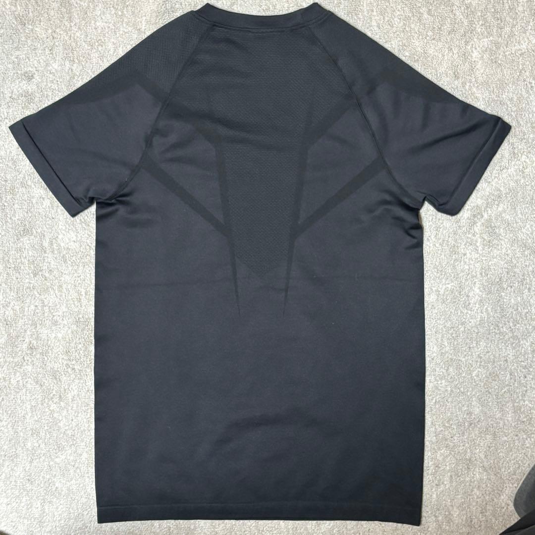 トップス  onyx v5 seamless