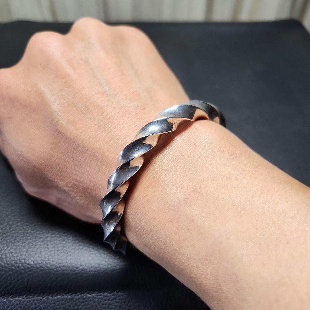 シルバー925 ツイストデザイン バングル