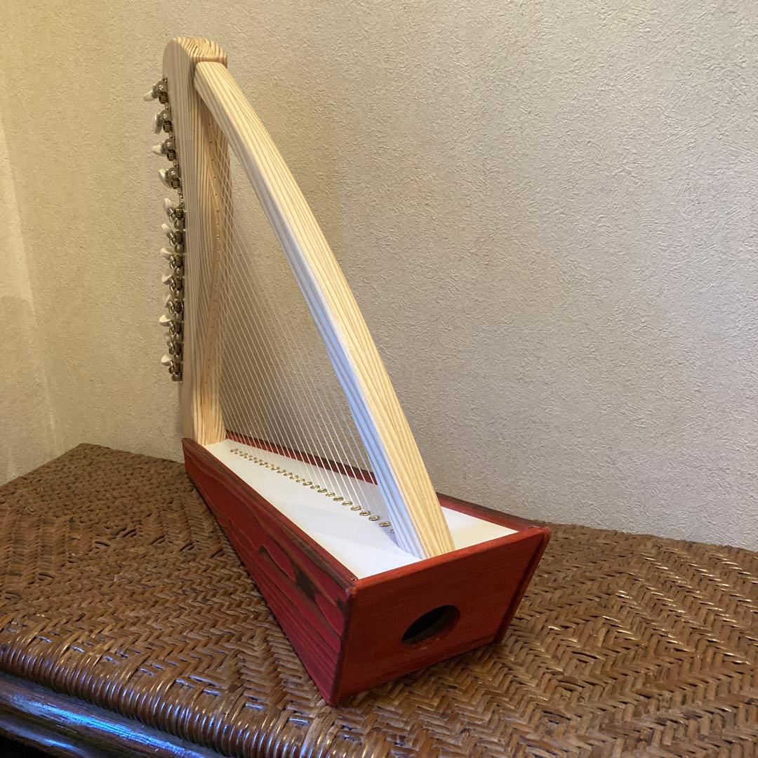 ほのぼの工房のミニハープ