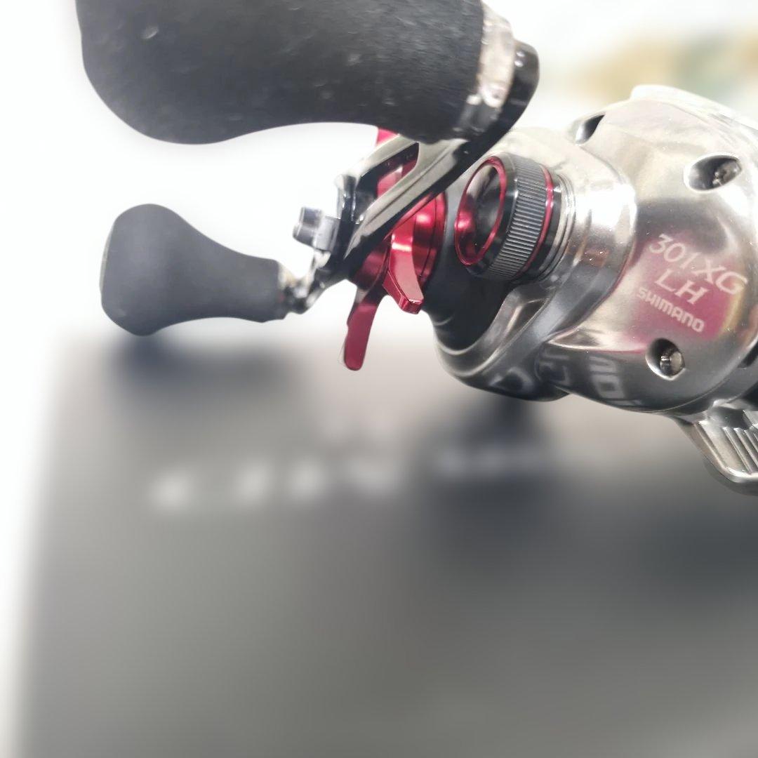 【142】美品 シマノ スコーピオンMD 301XGLHベイトリール【左巻き】