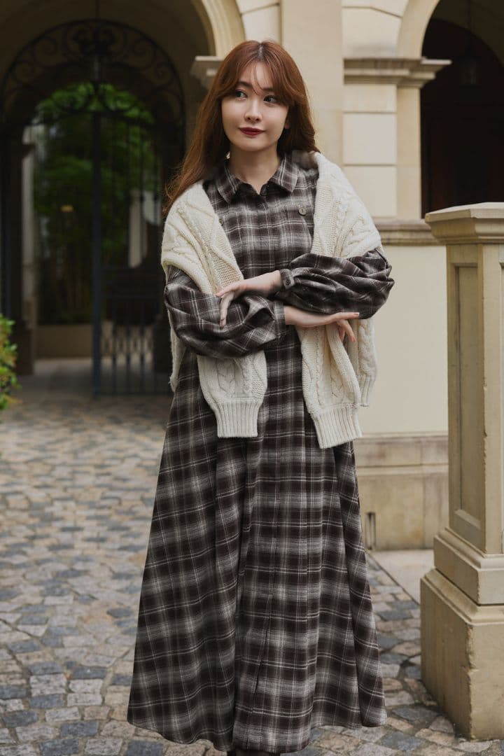 Marion Plaid Shirt Dress　Herlipto