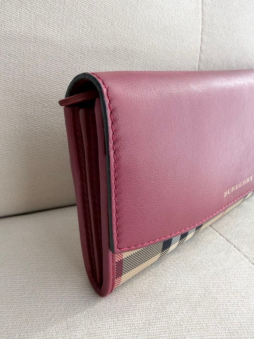 バーバリー　長財布　ノバチェック　フラップ　ロゴプリント　レザー　美品　レッド