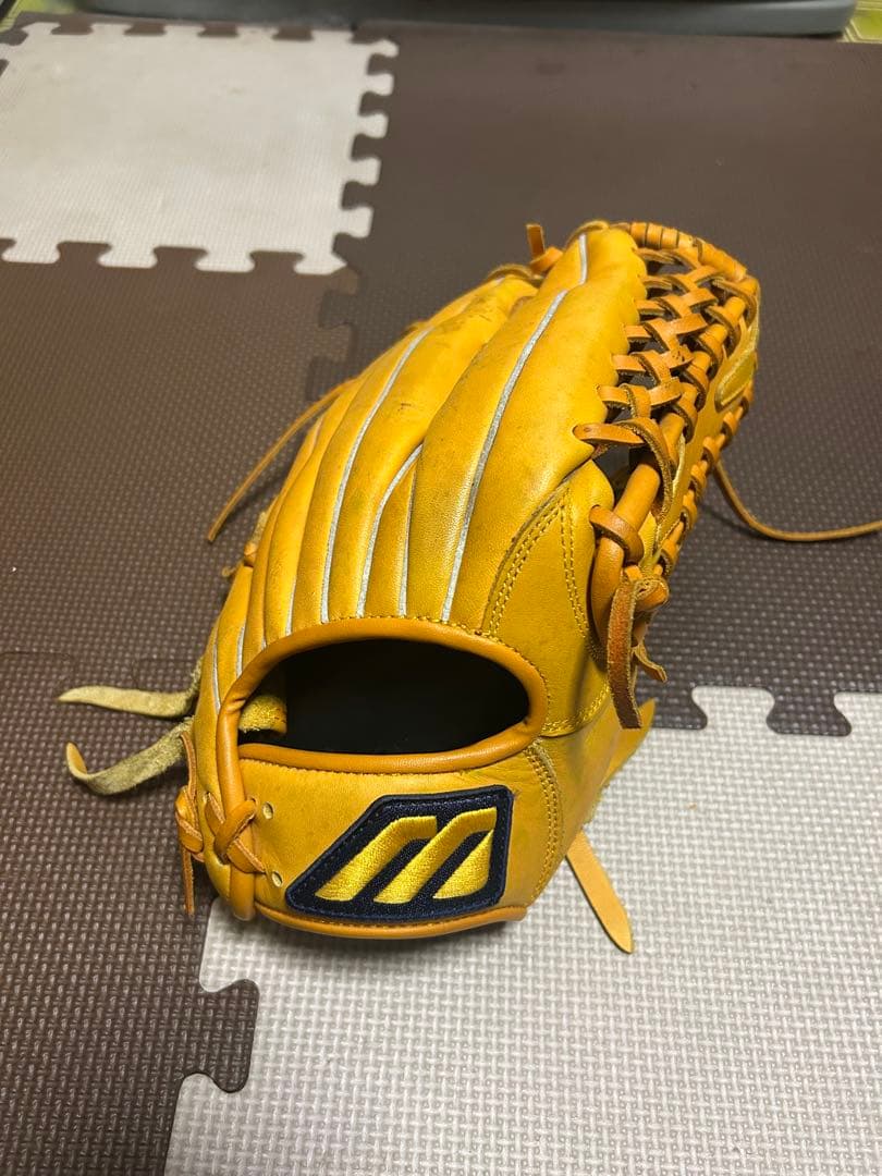 Mizuno プロフェッショナル イエロー グローブ 右投げ用