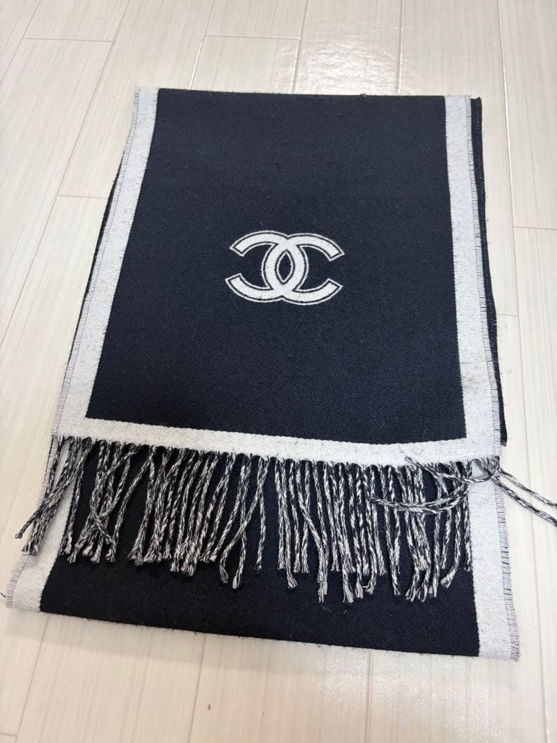 CHANEL フリンジ付きマフラー ストール　2月末消去
