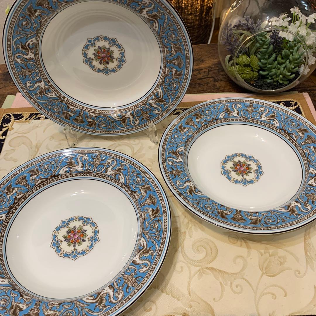 未使用　ウェッジウッド フロレンティーン　ターコイズ　20cmサラダボウル2枚