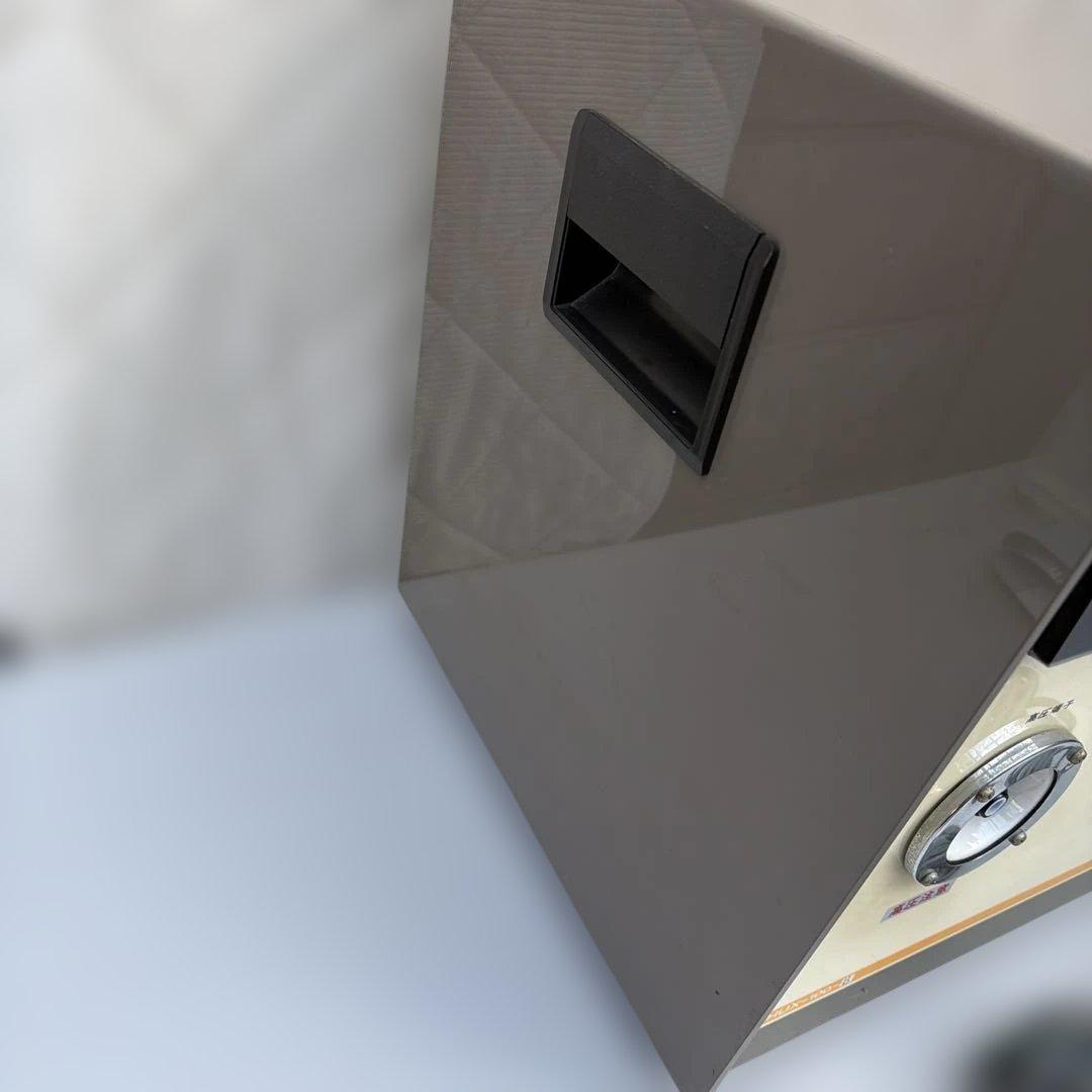 ELECTRON CHARGER HUX-100-B 電気水生成機