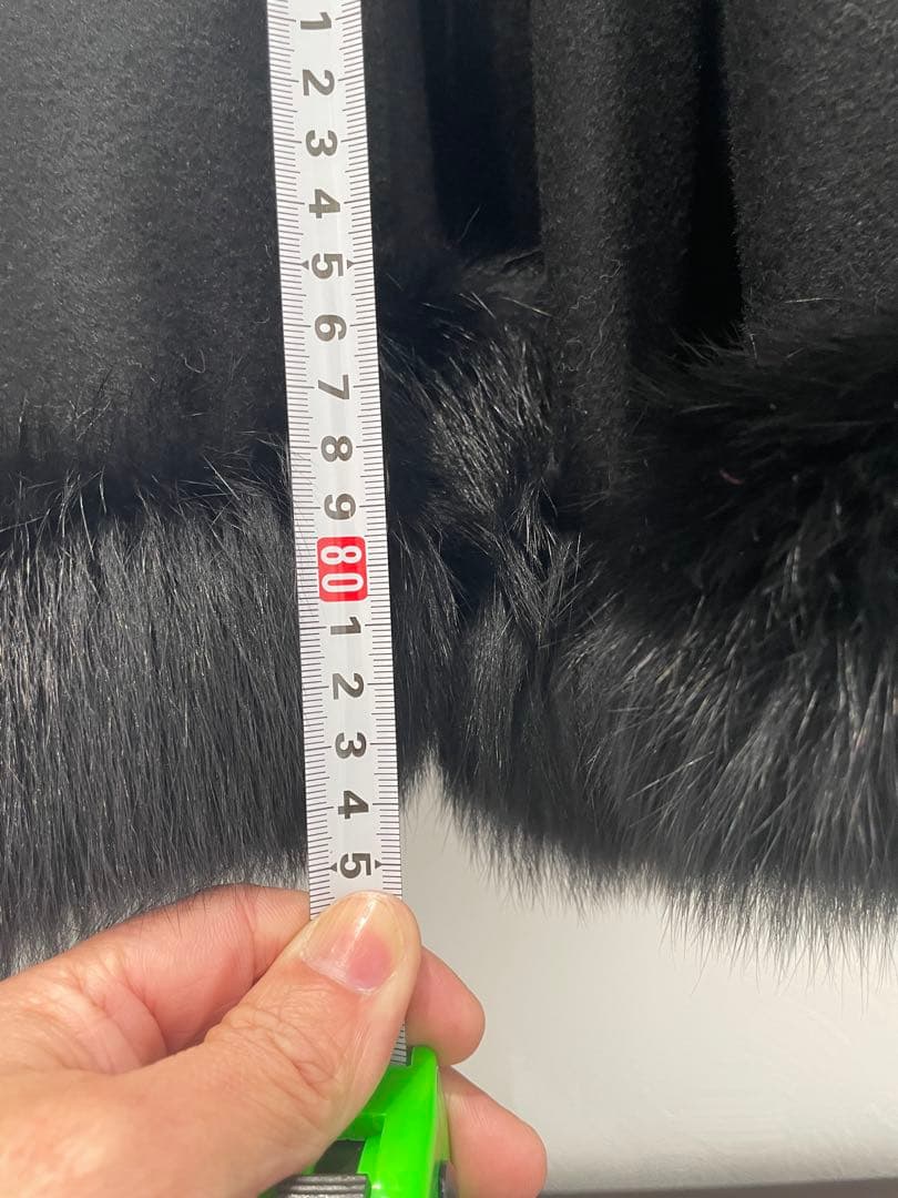 【新品・未使用品】ブラックカシミヤ100%・毛皮FOXのポンチョ・フード付き