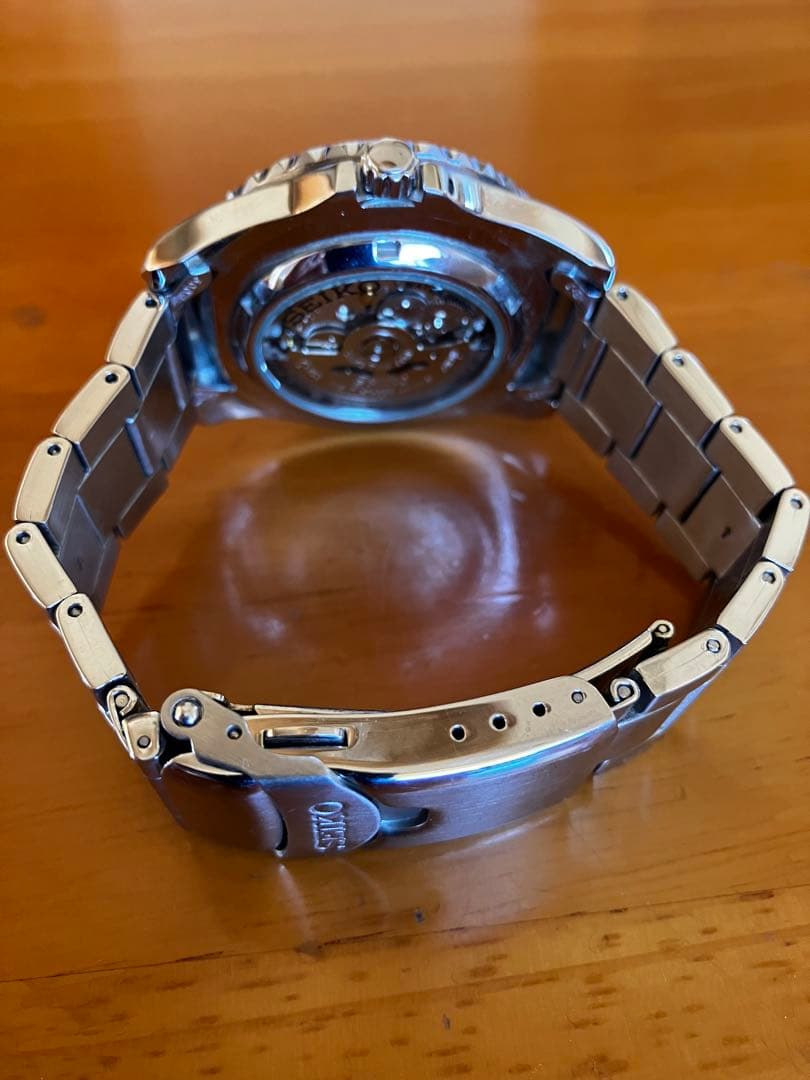 SEIKO5スポーツ　自動巻き時計 黒文字盤 ステンレス